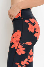Load image into Gallery viewer, Valerie Vintage Hibiscus Leggings