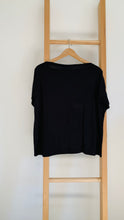 Load image into Gallery viewer, Bella Boatneck Basic Tee - Black