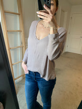 Load image into Gallery viewer, Carmen Light Knit Tee - Lavender
