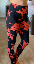 Load image into Gallery viewer, Valerie Vintage Hibiscus Leggings