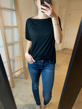 Load image into Gallery viewer, Bella Boatneck Basic Tee - Black