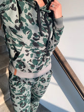 Load image into Gallery viewer, Joggers - Everyday Essential